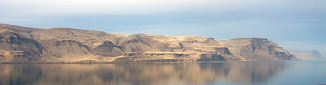 Columbia River Gorge, courtesy of Regina Lundgren, Writer, Consultant, and Trainer